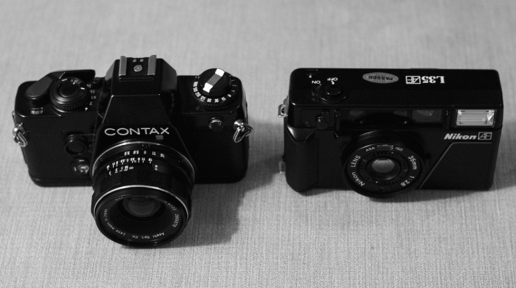 contax139-nikonl35af_