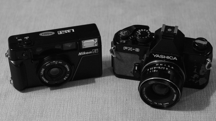 yashicafx3-nikonl35af-2
