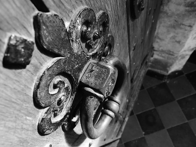 37777246082_ca6327a045_z